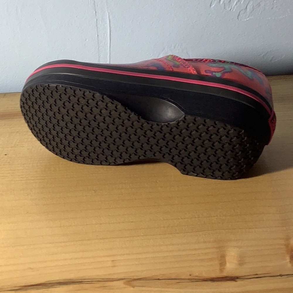 Dansko Vesta Coated Canvas Girls Pink Clog Shoes Frog Design Sz 26 US kids 9.5 - Picture 3 of 4